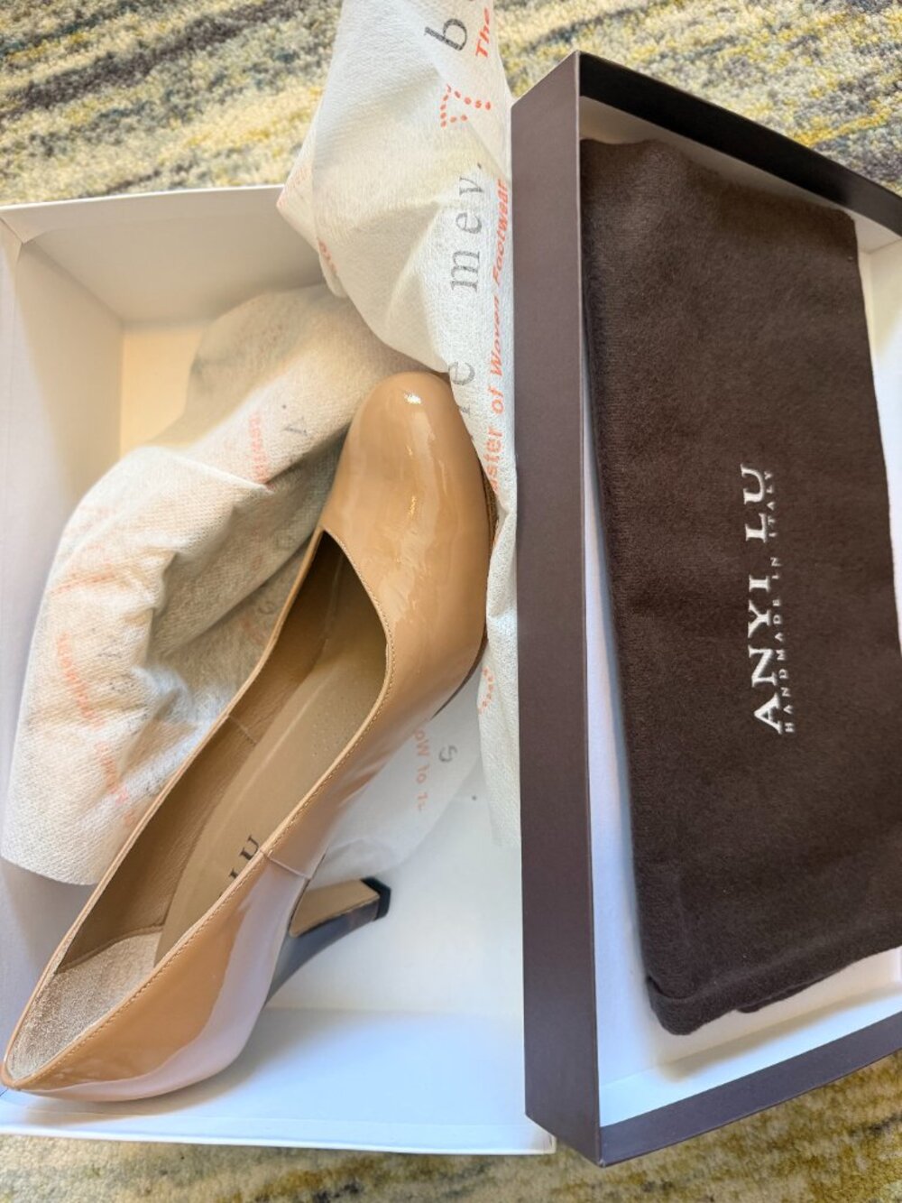 Anyi Lu Beige Patent Pumps Size 39.5